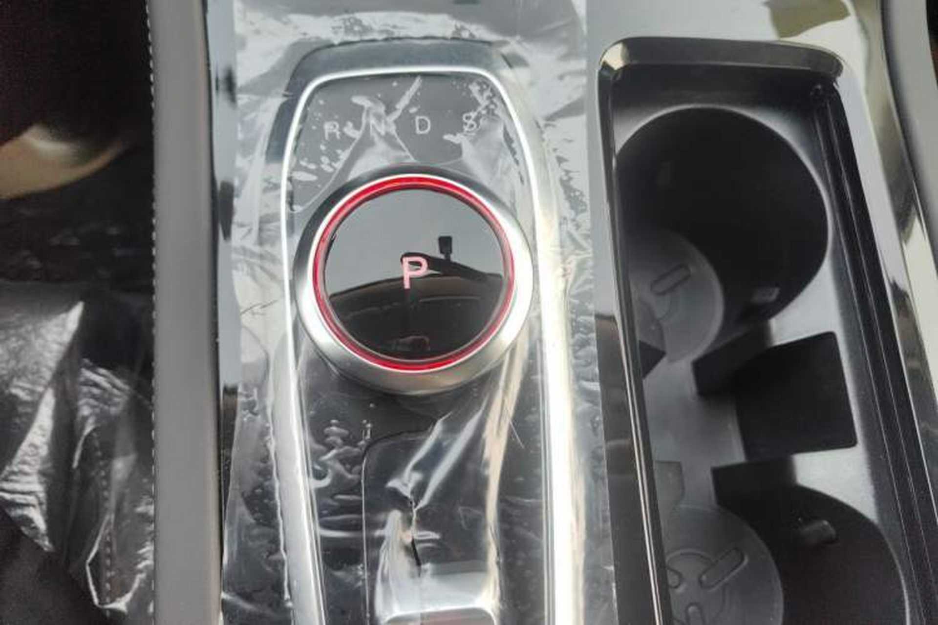 Used Skyworth EV6 2024 430 Extreme Edition Gear Lever