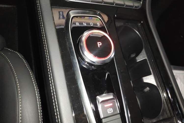 Used Skyworth EV6 2024 430 Cloud Charging Edition+ Gear Lever