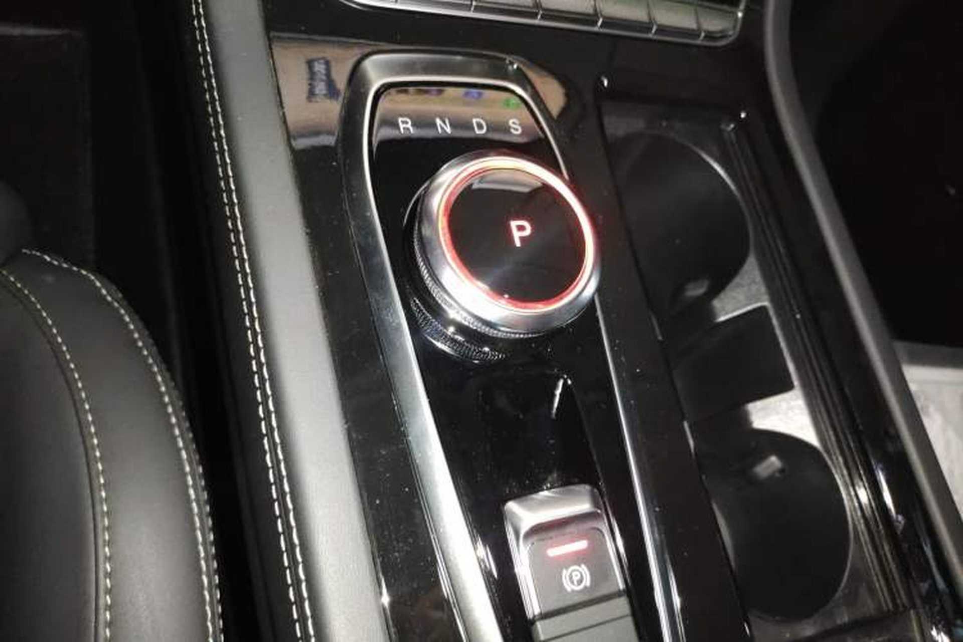 Used Skyworth EV6 2024 430 Cloud Charging Edition+ Gear Lever