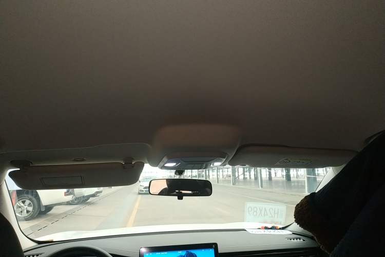Used Skyworth EV6 2024 430 Extreme Bright Edition Headliner