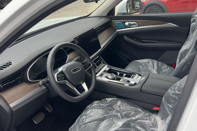 Used Skyworth EV6 2024 430 Extreme Edition Interior 1