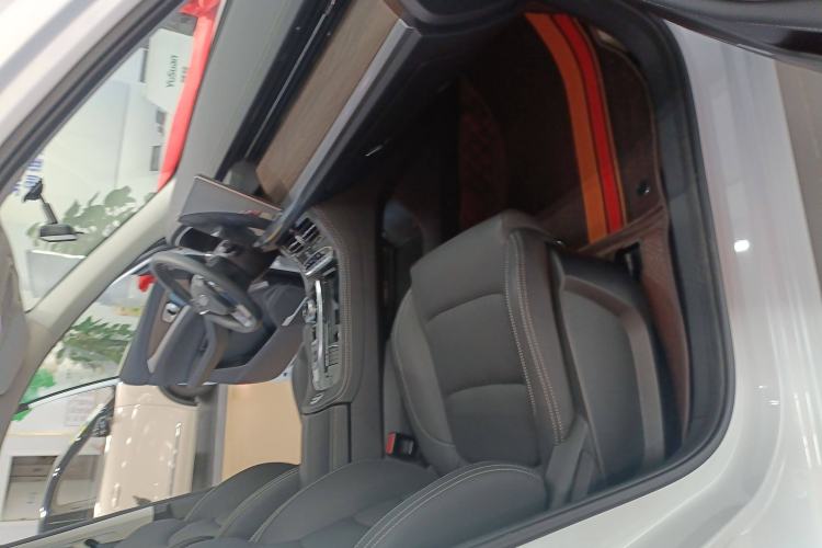 Used Skyworth EV6 2024 410 Travel Edition Interior 3