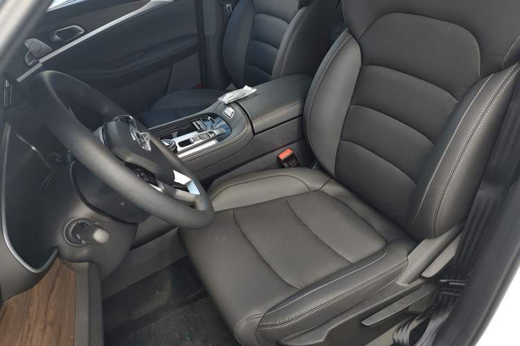 Used Skyworth EV6 2024 520 Flash Edition Left Front Seat
