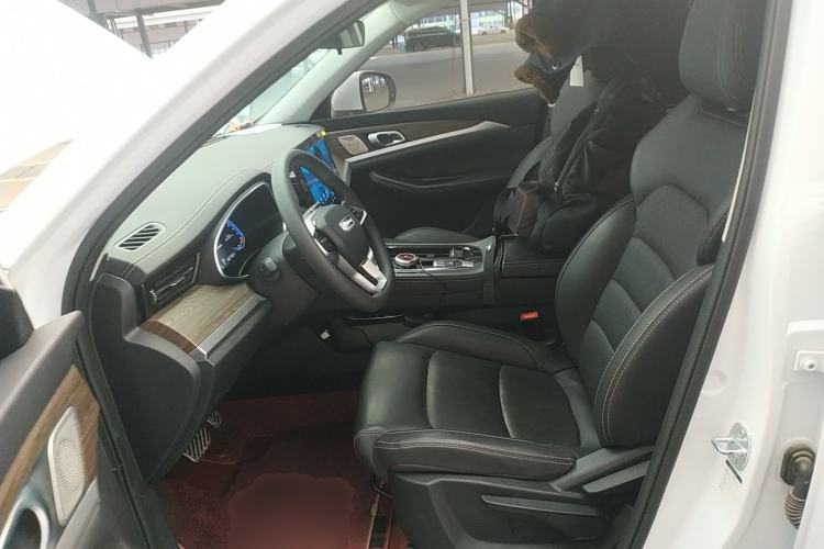 Used Skyworth EV6 2024 430 Extreme Bright Edition Left Front Seat