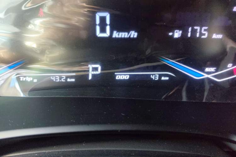 Used Skyworth EV6 2024 520 Flash Edition Odometer Close Up