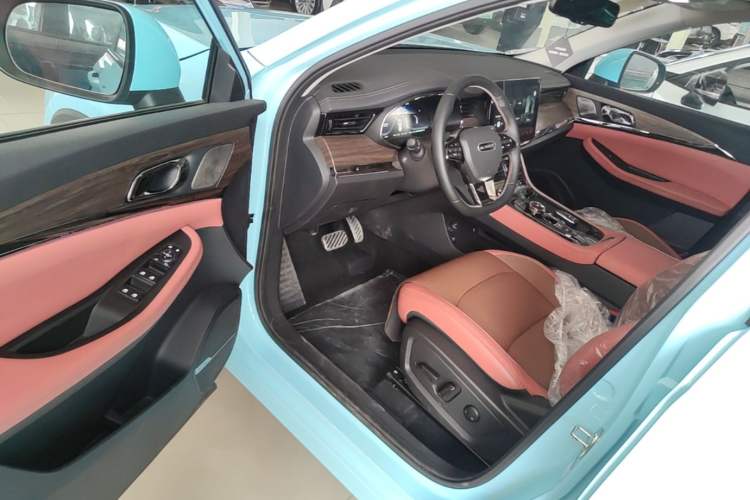 Used Skyworth HT-i 2022 1.5L PHEV 205KM Zhiyuan Edition Plus Driver Seat
