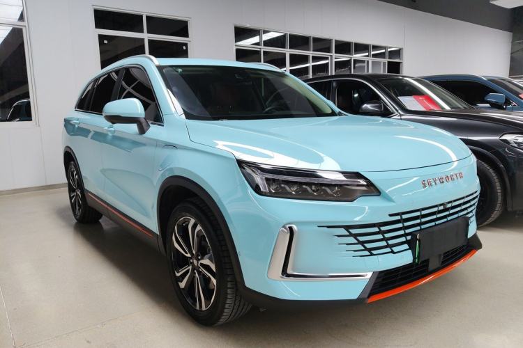 Used Skyworth HT-i 2022 1.5L PHEV 205KM Zhiyuan Edition Plus Front Right 45 Deg