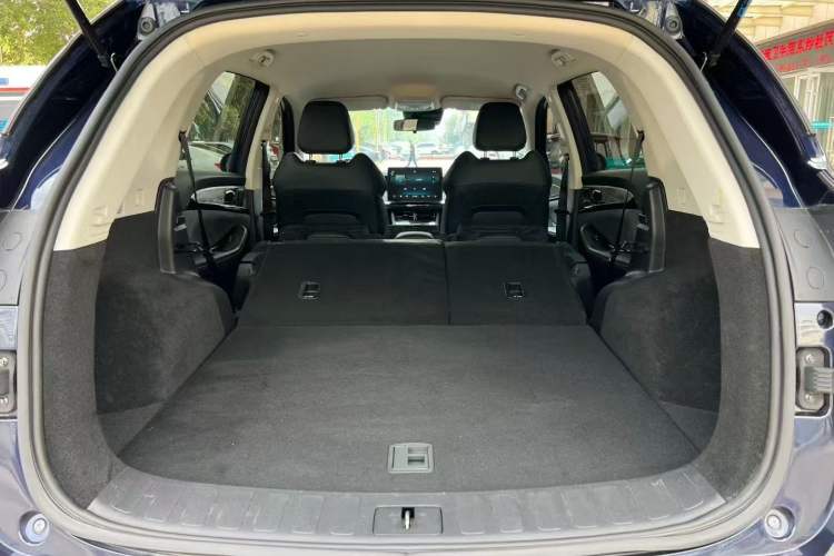 Used Skyworth HT-i 2022 1.5L PHEV 115KM Smart Value Edition Interior 3