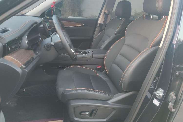 Used Skyworth HT-i 2022 1.5L PHEV 115KM Smart Value Edition Left Front Seat