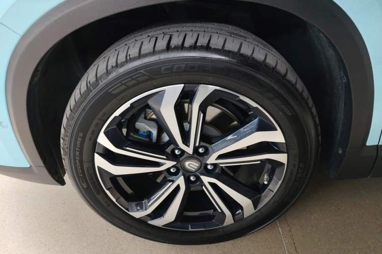 Used Skyworth HT-i 2022 1.5L PHEV 205KM Zhiyuan Edition Plus Left Front Wheel Hub