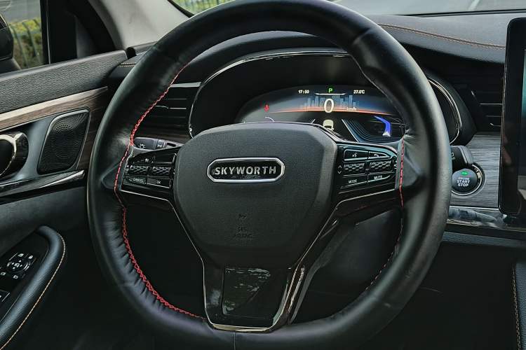 Used Skyworth HT-i 2022 1.5L PHEV 115KM Smart Value Edition Steering Wheel