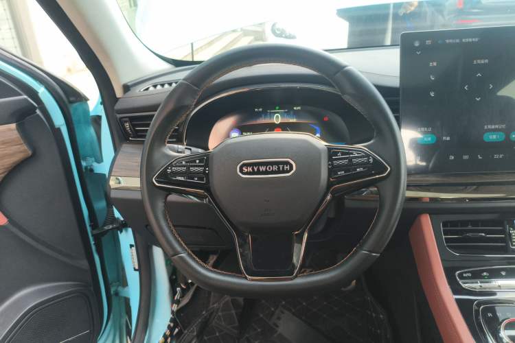 Used Skyworth HT-i 2022 1.5L PHEV 205KM Zhiyuan Edition Plus Steering Wheel
