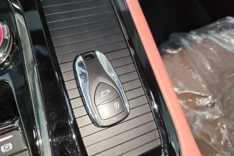 Used Skyworth HT-i 2022 1.5L PHEV 205KM Zhiyuan Edition Plus Vehicle Key