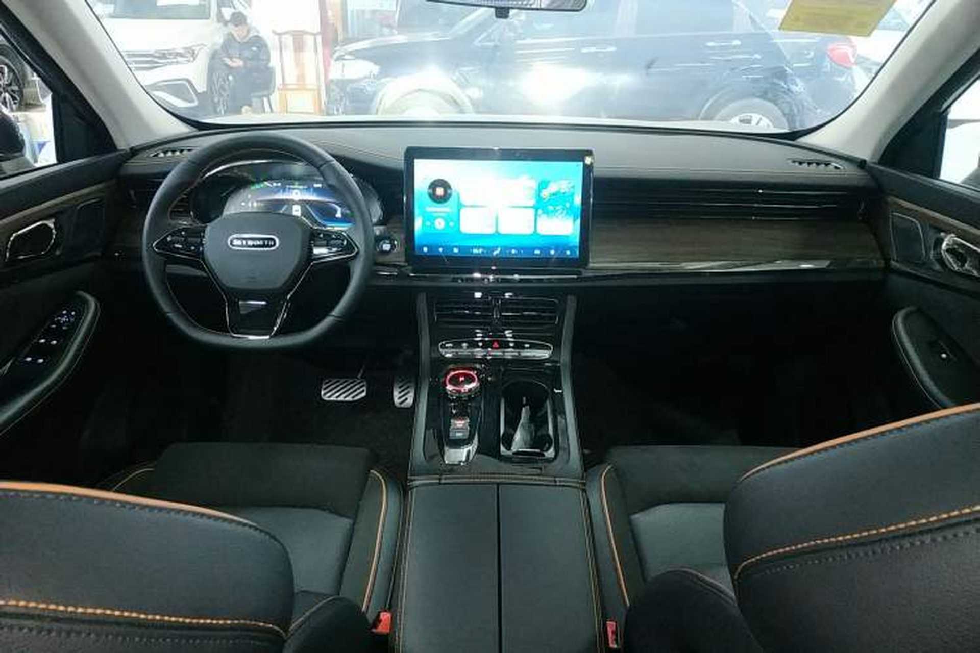 Used Skyworth HT-i 2022 1.5L PHEV 205KM ZhiXing Edition Plus Interior 2