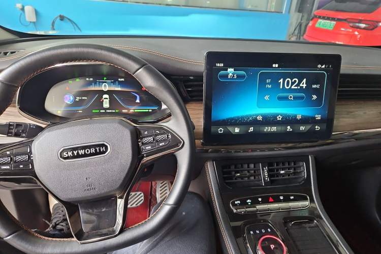 Used Skyworth HT-i 2022 1.5L PHEV 115KM Smart Value Edition Interior 3