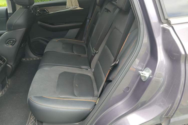 Used Skyworth HT-i 2022 1.5L PHEV 115KM Smart Drive Edition Left Rear Seat
