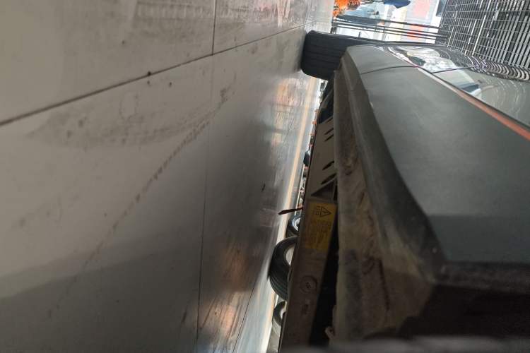 Used Skyworth HT-i 2022 1.5L PHEV 115KM Smart Value Edition Left Side Sill