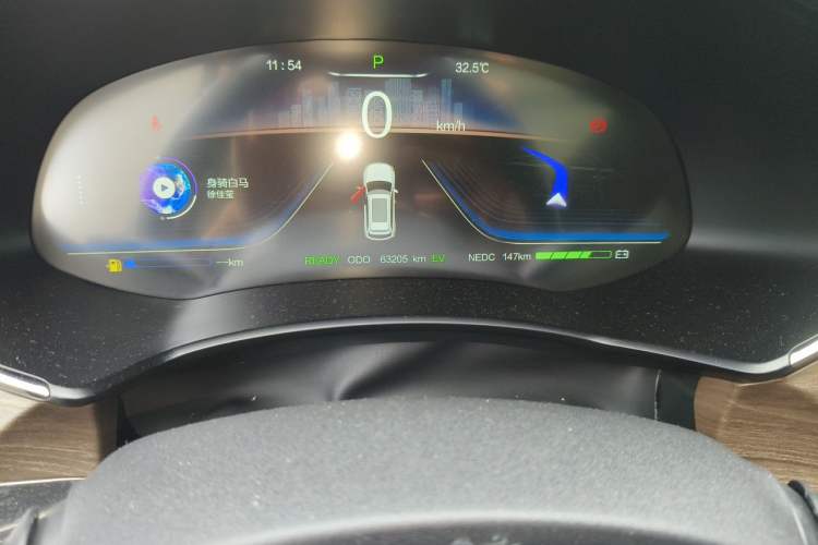 Used Skyworth HT-i 2022 1.5L PHEV 115KM Smart Drive Edition Odometer Close Up
