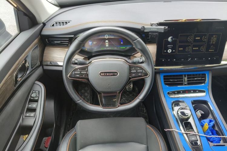 Used Skyworth HT-i 2022 1.5L PHEV 115KM Smart Drive Edition Steering Wheel