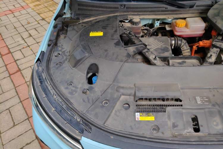 Used Skyworth HT-i 2022 1.5L PHEV 115KM Smart Value Edition Engine Bay Right