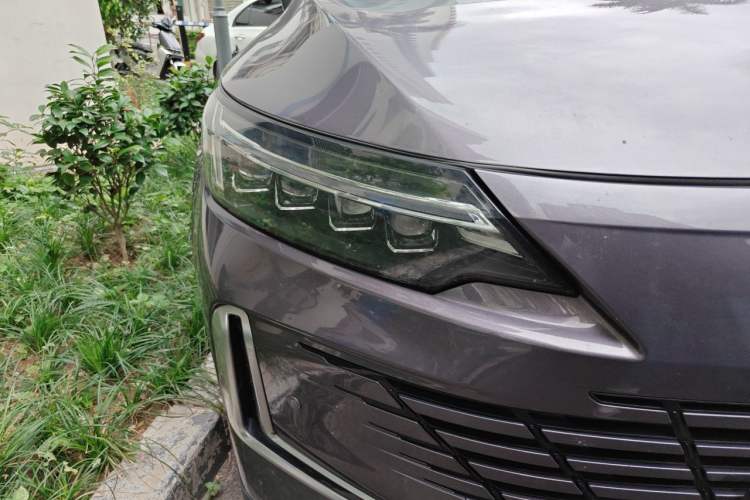 Used Skyworth HT-i 2022 1.5L PHEV 115KM Smart Value Edition Right Front Headlight