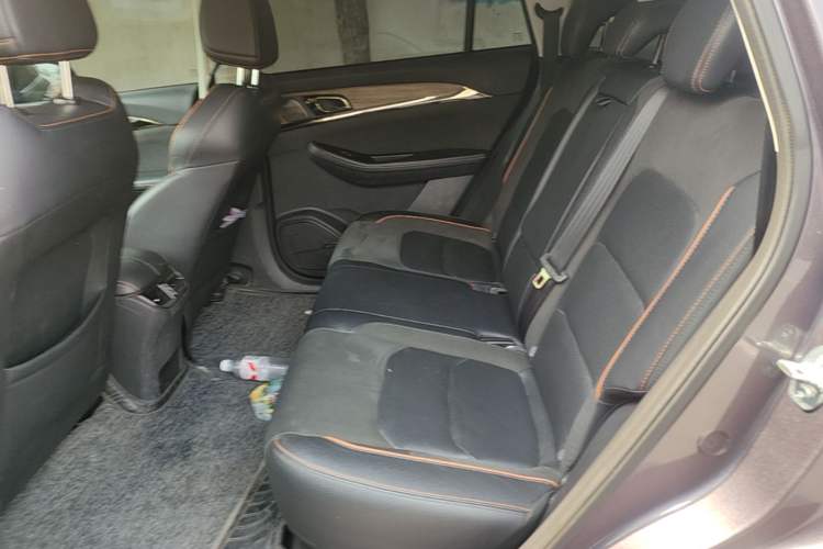 Used Skyworth HT-i 2022 1.5L PHEV 115KM Smart Value Edition Left Rear Seat