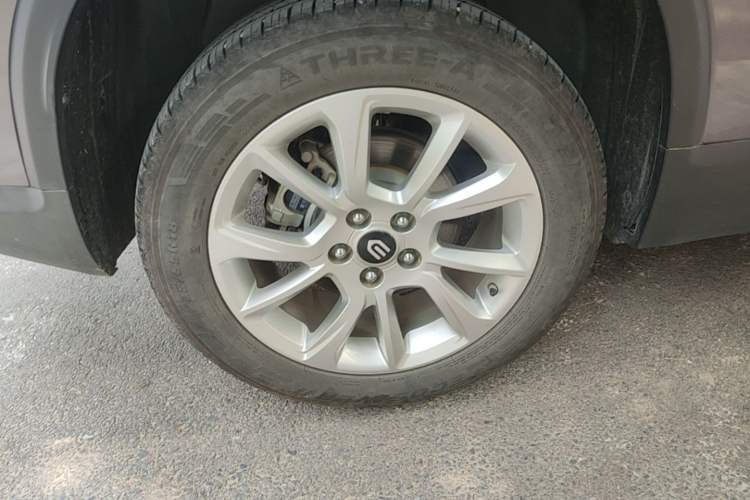 Used Skyworth HT-i 2022 1.5L PHEV 115KM Smart Value Edition Right Rear Wheel Hub