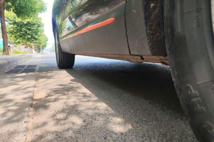 Used Skyworth HT-i 2022 1.5L PHEV 115KM Smart Value Edition Right Side Sill