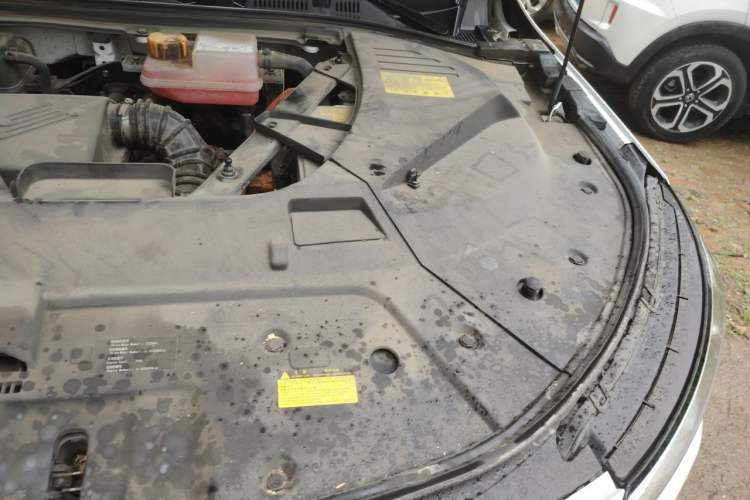 Used Skyworth HT-i 2022 1.5L PHEV 205KM ZhiXing Edition Plus Engine Bay Left