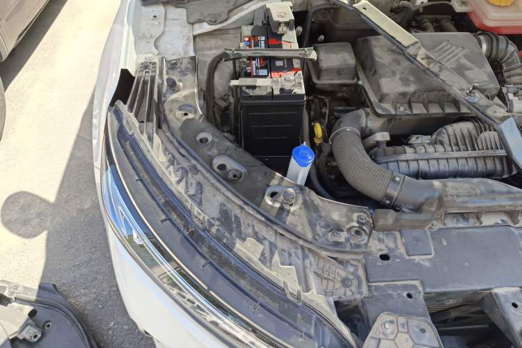 Used Skyworth HT-i 2022 1.5L PHEV 115KM Smart Value Edition Engine Bay Right