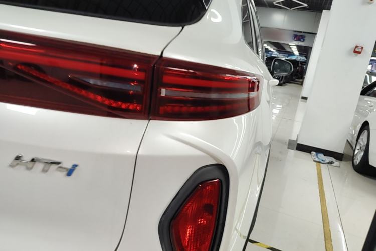 Used Skyworth HT-i 2022 1.5L PHEV 115KM Smart Drive Edition Exterior 3
