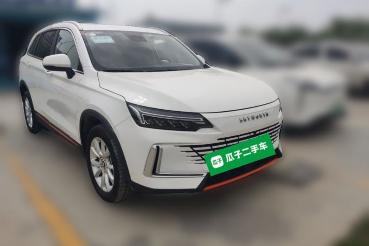 Used Skyworth HT-i 2022 1.5L PHEV 115KM Smart Drive Edition Front Right 45 Deg