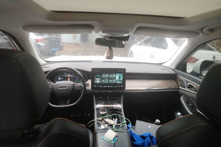 Used Skyworth HT-i 2022 1.5L PHEV 205KM ZhiXing Edition Plus Headliner