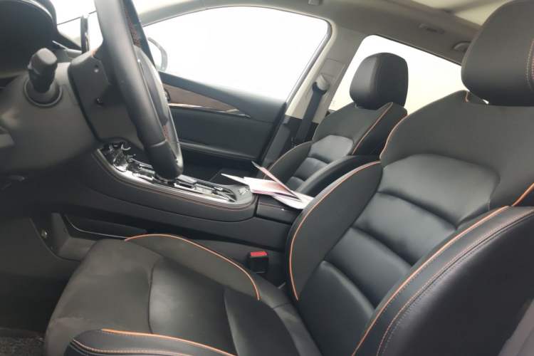 Used Skyworth HT-i 2022 1.5L PHEV 115KM Smart Drive Edition Left Front Seat