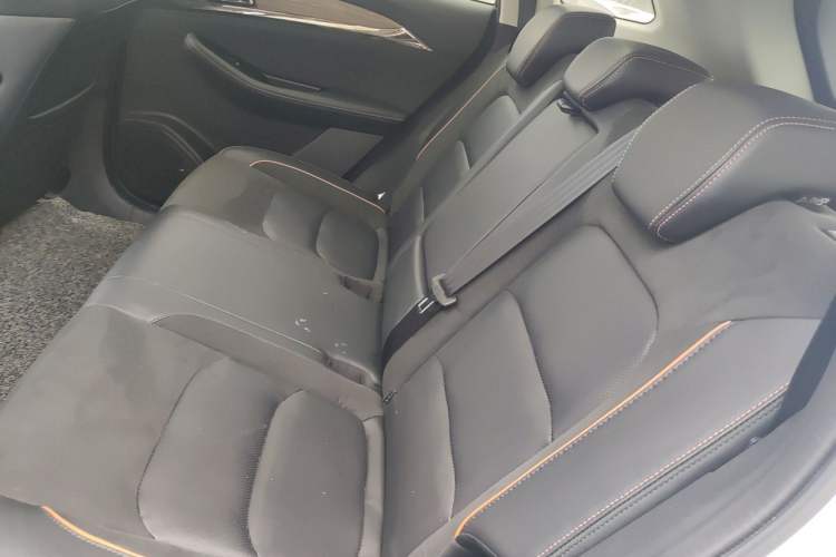 Used Skyworth HT-i 2022 1.5L PHEV 115KM Smart Drive Edition Left Rear Seat