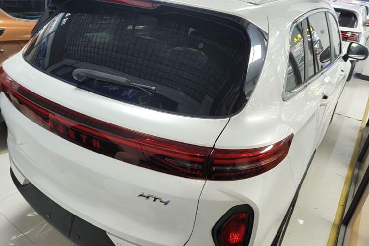 Used Skyworth HT-i 2022 1.5L PHEV 115KM Smart Drive Edition Rear Right 45 Deg