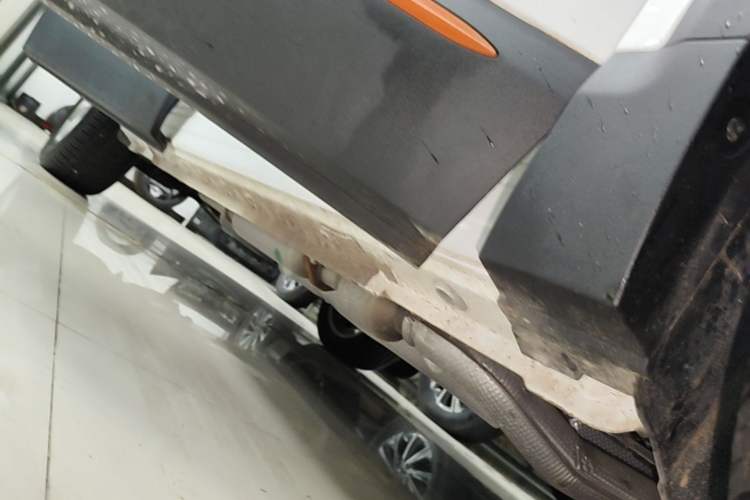 Used Skyworth HT-i 2022 1.5L PHEV 115KM Smart Drive Edition Right Side Sill
