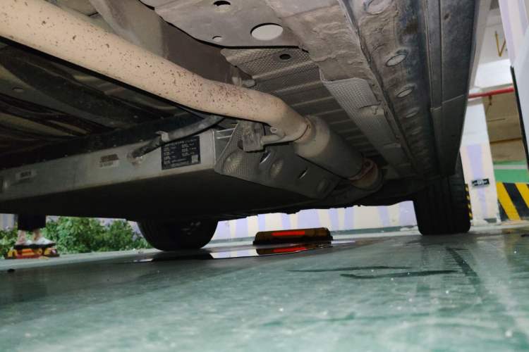 Used Skyworth HT-i 2023 1.5L PHEV 115KM ZhiLong Version Chassis Rear Right