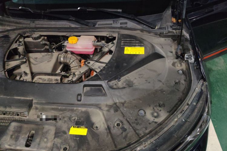 Used Skyworth HT-i 2023 1.5L PHEV 115KM ZhiLong Version Engine Bay Left