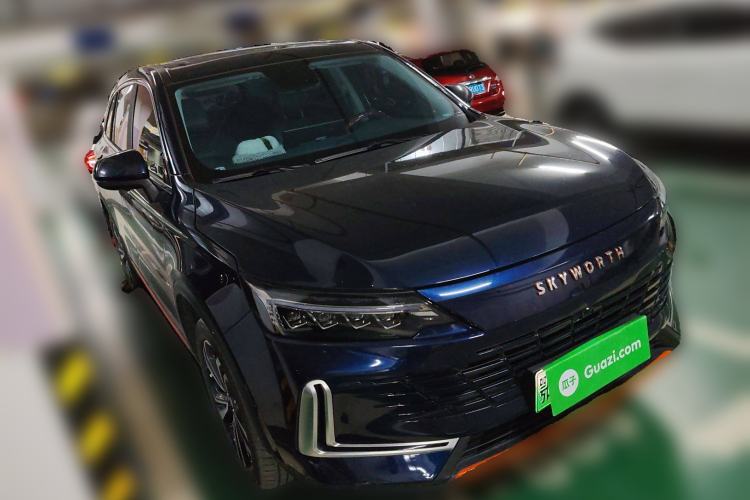 Used Skyworth HT-i 2023 1.5L PHEV 115KM ZhiLong Version Front Right 45 Deg