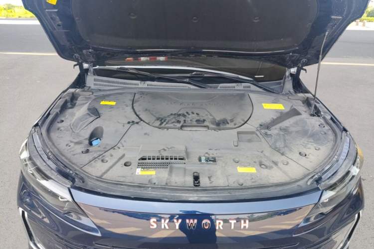 Used Skyworth HT-i 2023 AIR model Engine Bay