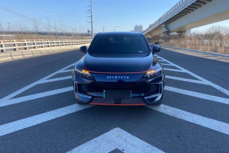 Used Skyworth HT-i 2023 1.5L PHEV 115KM ZhiLong Version Exterior 1