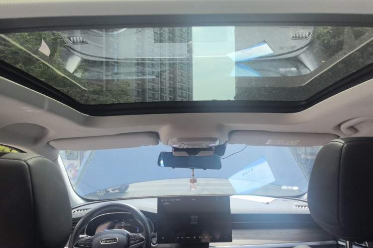 Used Skyworth HT-i 2023 1.5L PHEV 115KM ZhiLong Version Headliner