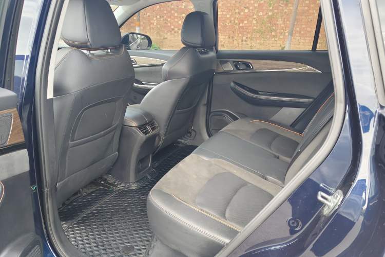Used Skyworth HT-i 2023 AIR model Interior 2