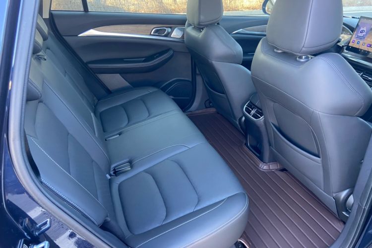 Used Skyworth HT-i 2023 1.5L PHEV 115KM ZhiLong Version Interior 7