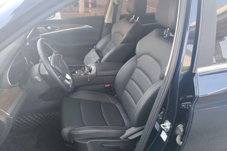 Used Skyworth HT-i 2023 AIR model Left Front Seat