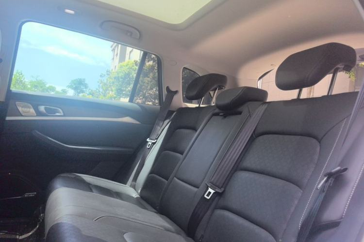 Used Skyworth HT-i 2023 1.5L PHEV 115KM ZhiLong Version Left Rear Seat