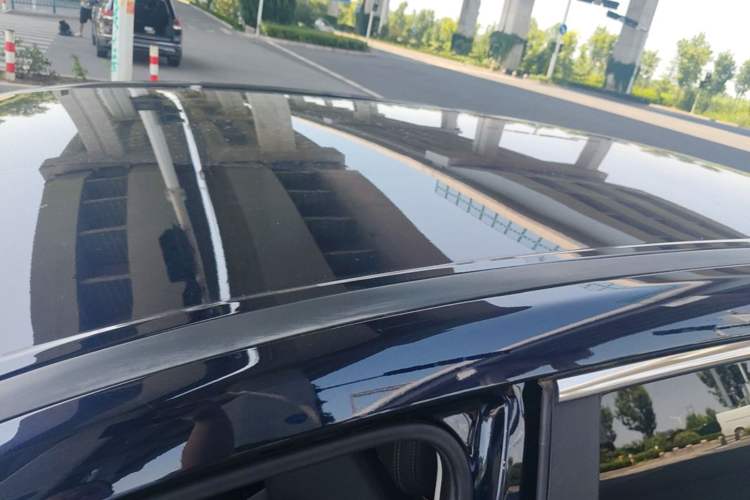 Used Skyworth HT-i 2023 AIR model Roof