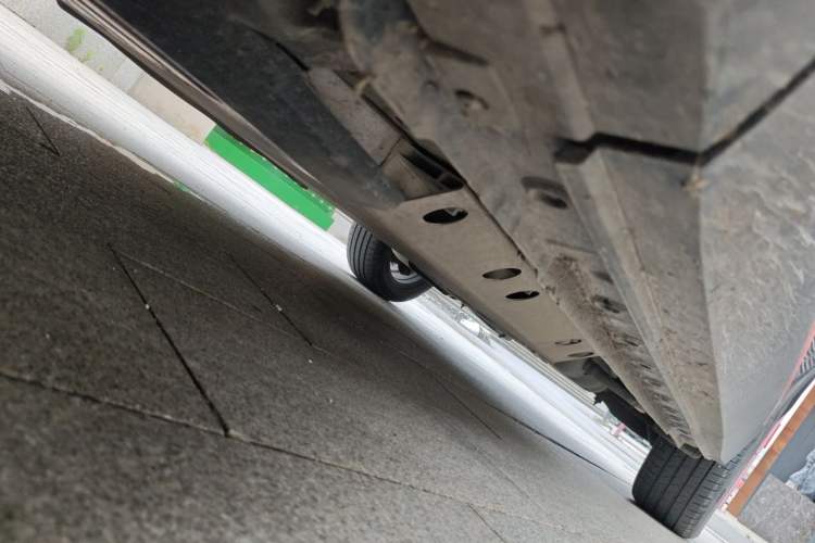 Used Skyworth HT-i 2023 AIR model Chassis Front Left
