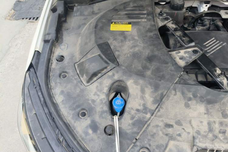 Used Skyworth HT-i 2023 AIR model Engine Bay Right